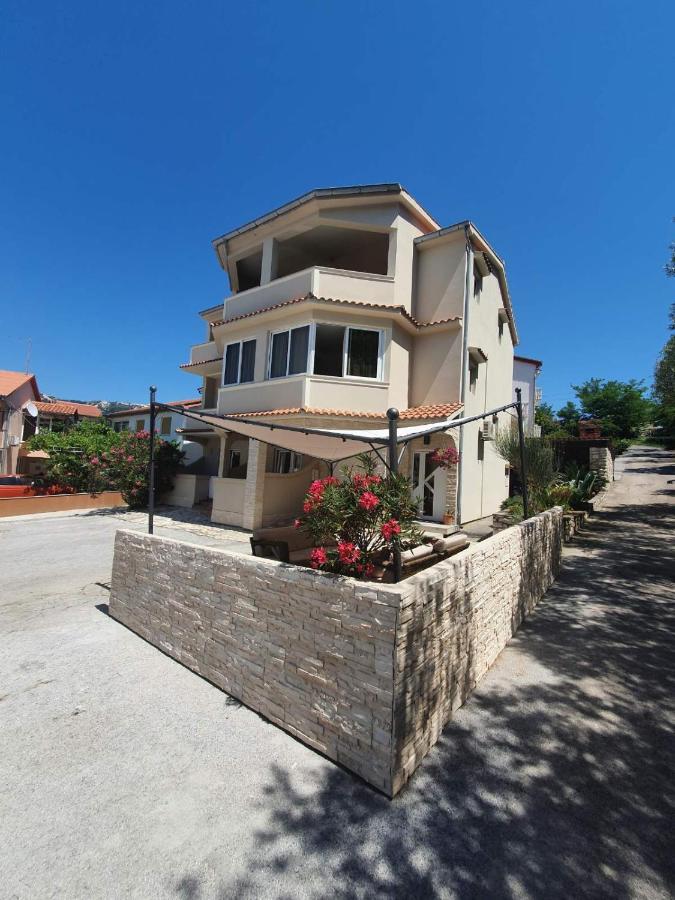 Apartments Kim راب المظهر الخارجي الصورة