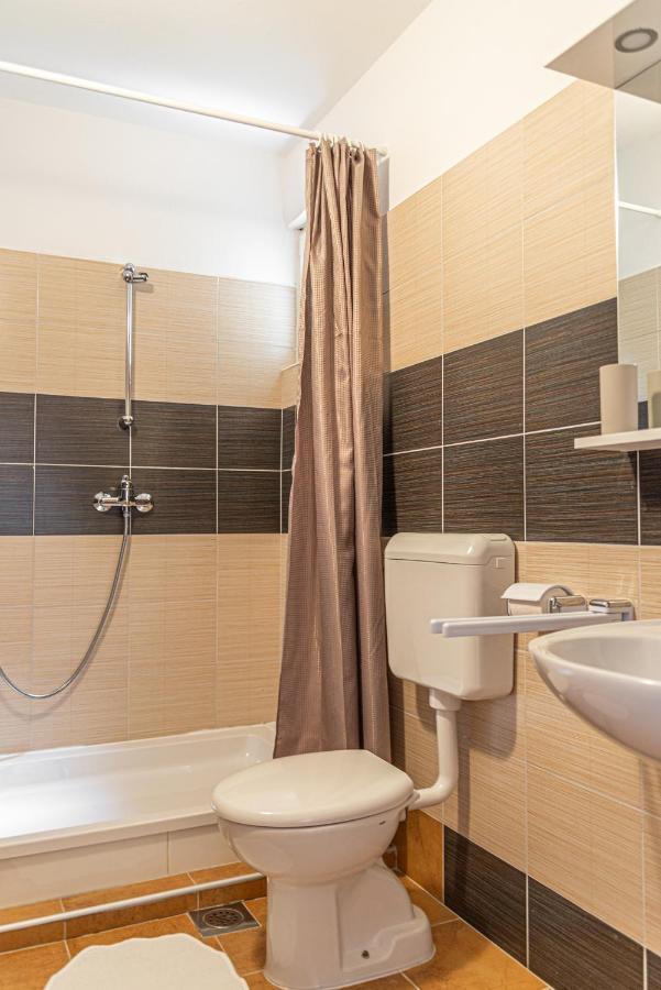 Apartments Kim راب المظهر الخارجي الصورة